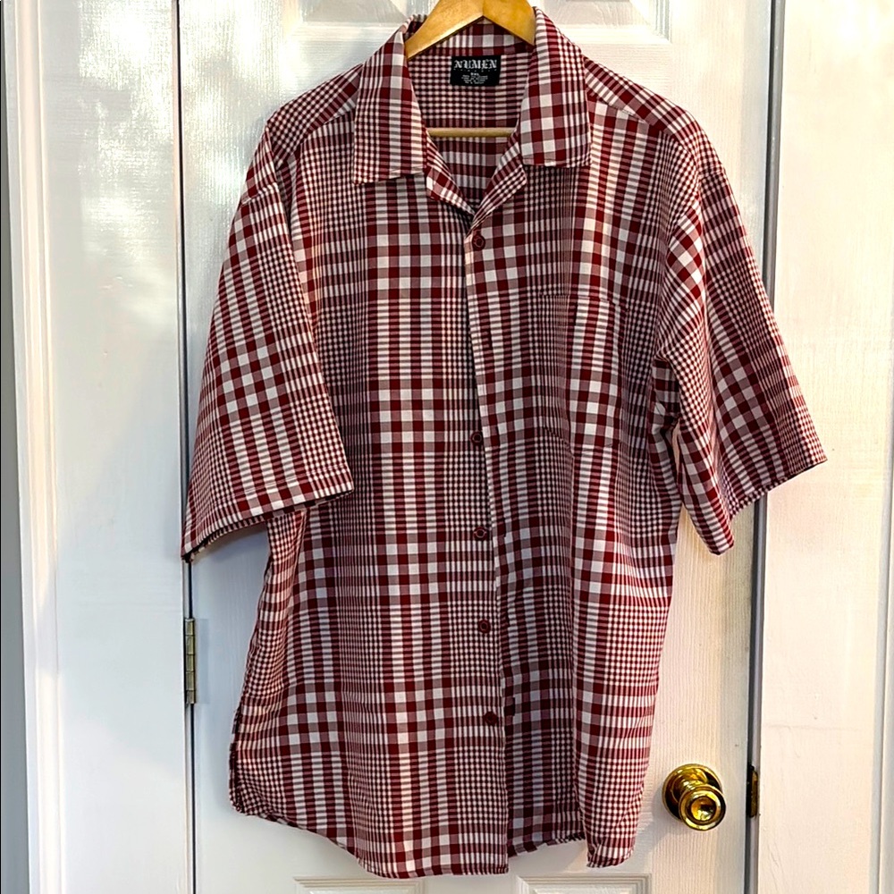 Numen’s Men's Red Plaid Shirt - size 3XL - front pocket - relaxed fit - classic